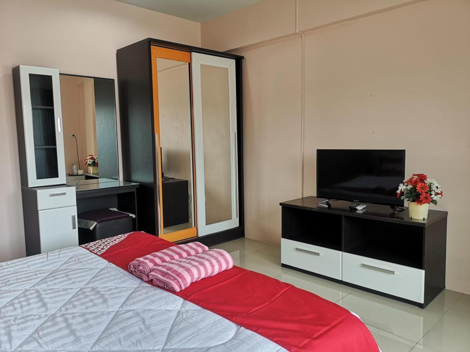 Kjs Pattaya Hotel Exterior photo